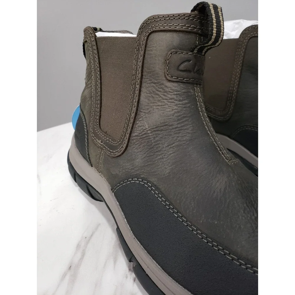 NEW NO BOX SIZE 8.5 Clarks Walpath Easy Men's Boots TAUPE LEATHER